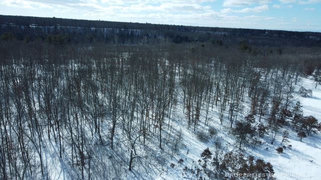 3008 E Upper Field Trail, Newaygo, MI 49337