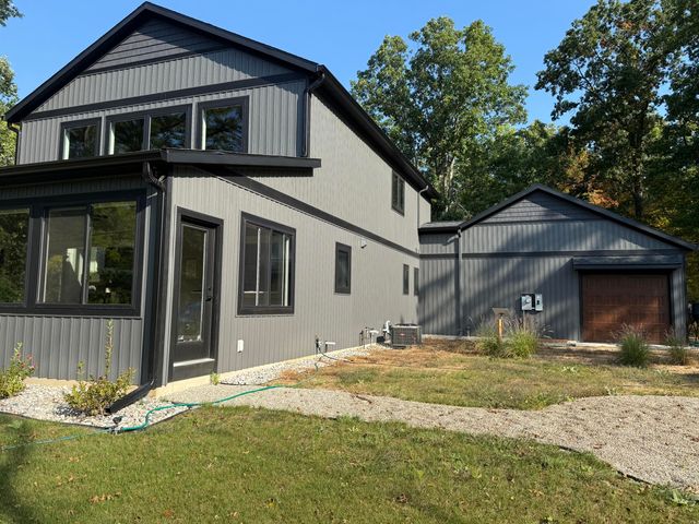 3008 E Upper Field Trail, Newaygo, MI 49337