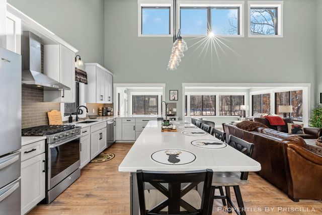 3008 E Upper Field Trail, Newaygo, MI 49337