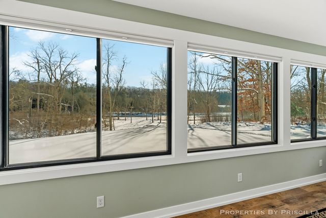 3008 E Upper Field Trail, Newaygo, MI 49337