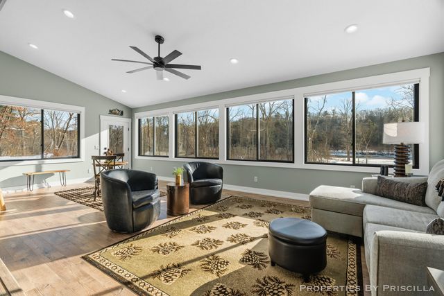 3008 E Upper Field Trail, Newaygo, MI 49337