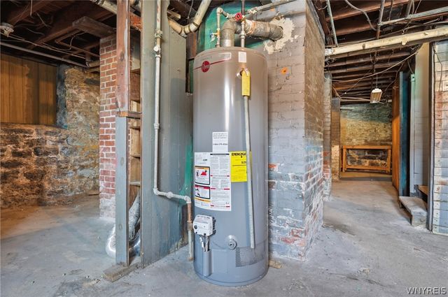 51 Lilac Street, Buffalo, NY 14220