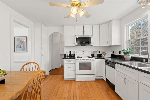 424 Washington St., Canton, MA 02021