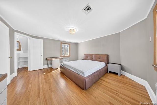 167 Old Mill Road, Manhasset, NY 11030