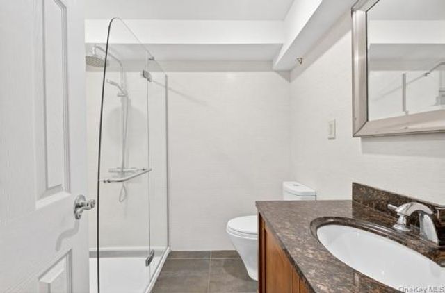 167 Old Mill Road, Manhasset, NY 11030