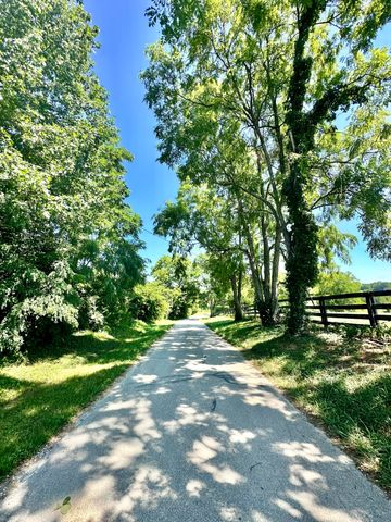 2308 Evans Mill Road, Lexington, KY 40515