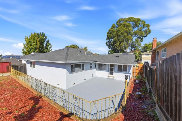 2767 Winchester Drive, Hayward, CA 94541