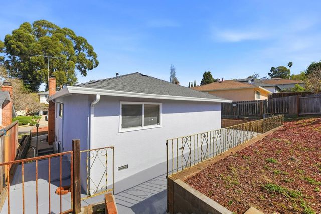 2767 Winchester Drive, Hayward, CA 94541