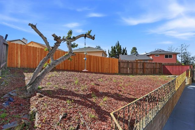 2767 Winchester Drive, Hayward, CA 94541