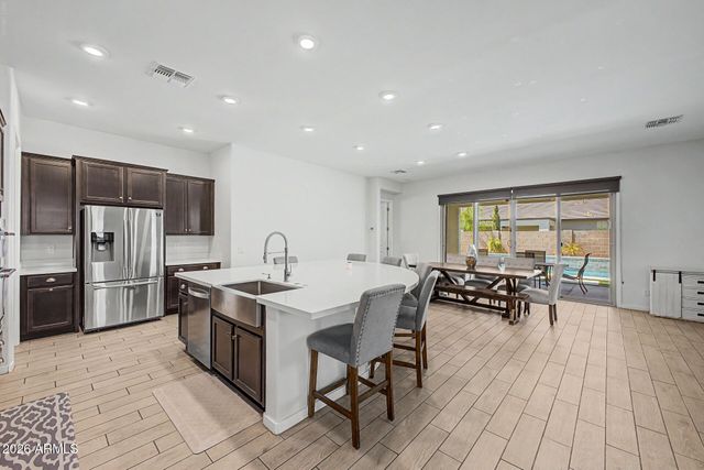 2228 W ALLEN Street, Phoenix, AZ 85041