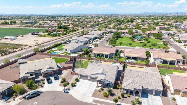 2228 W ALLEN Street, Phoenix, AZ 85041