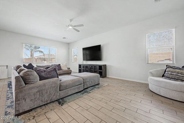 2228 W ALLEN Street, Phoenix, AZ 85041