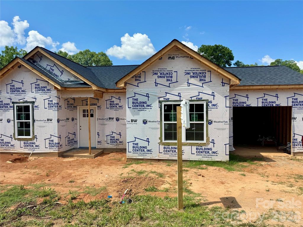 5721 Church Street, Fort Lawn, SC 29714