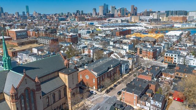 616 E 4th St 105, Boston, MA 02127