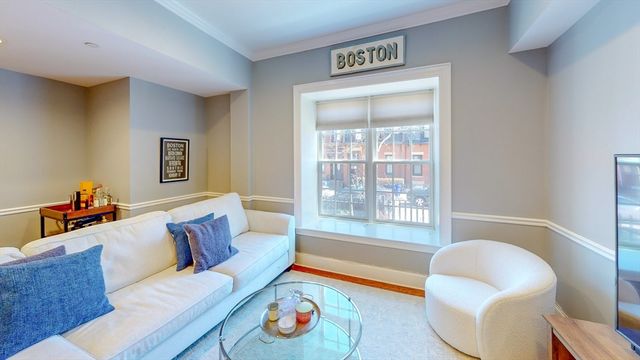 616 E 4th St 105, Boston, MA 02127