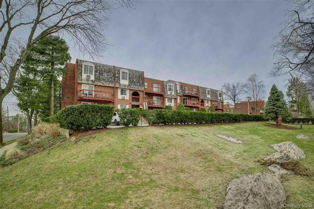 55 N Broadway 1-1, White Plains, NY 10601