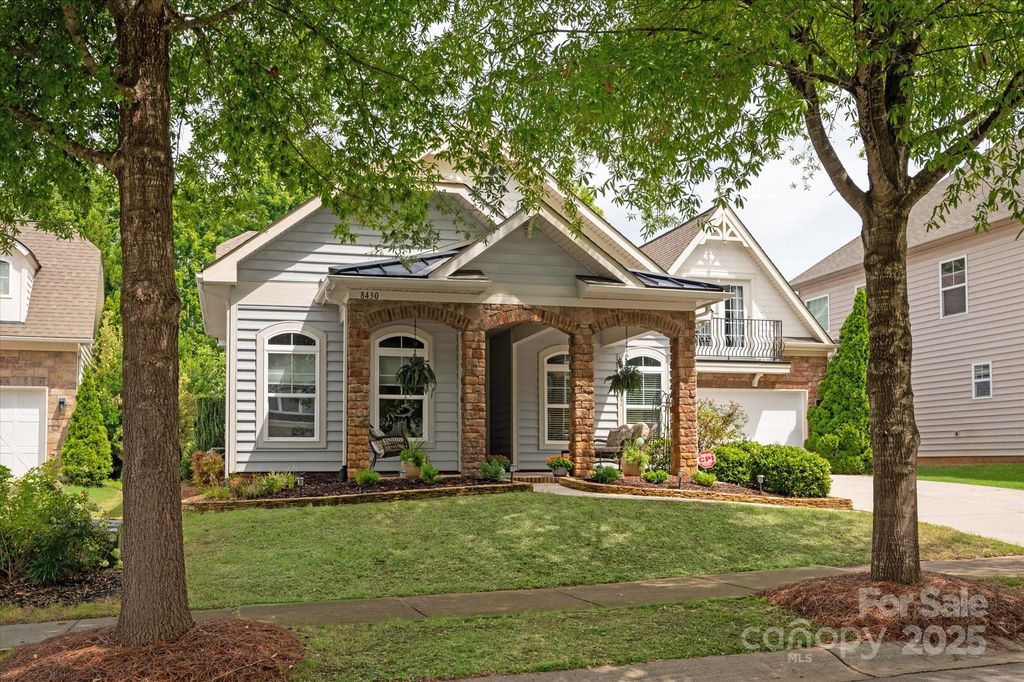 8430 Fairlight Drive, Waxhaw, NC 28173