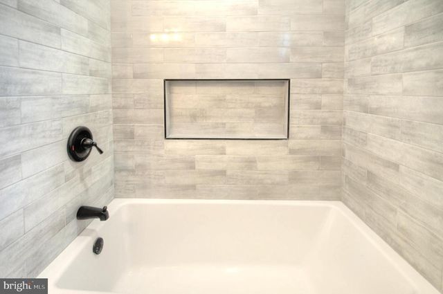 1342 MAYS LANDING RD, Hammonton, NJ 08037