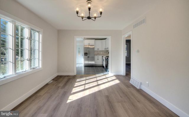 1342 MAYS LANDING RD, Hammonton, NJ 08037