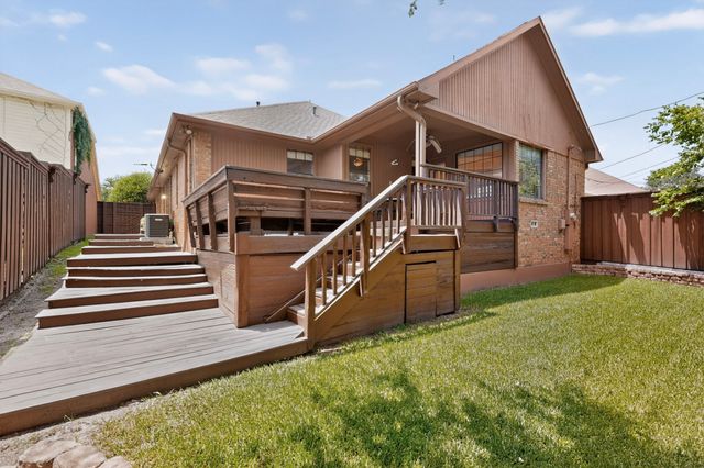 1216 Olde Towne Drive, Irving, TX 75061