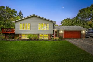 4124 Russell Avenue, Gurnee, IL 60031