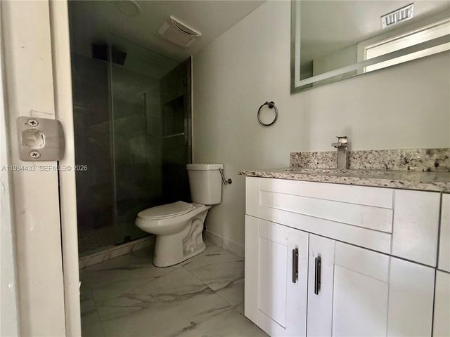 488 NE 18th Ave 103, Homestead, FL 33033