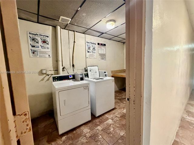 488 NE 18th Ave 103, Homestead, FL 33033