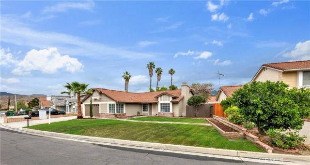 24976 Cologne, Hemet, CA 92544