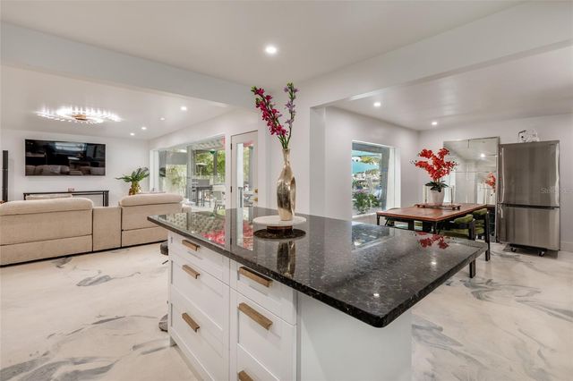 2216 S OCCIDENT STREET, Tampa, FL 33629