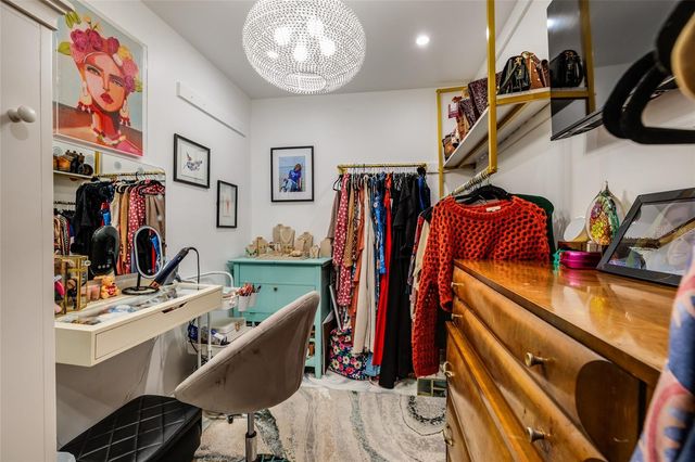 2216 S OCCIDENT STREET, Tampa, FL 33629