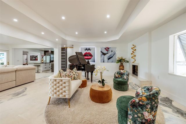 2216 S OCCIDENT STREET, Tampa, FL 33629