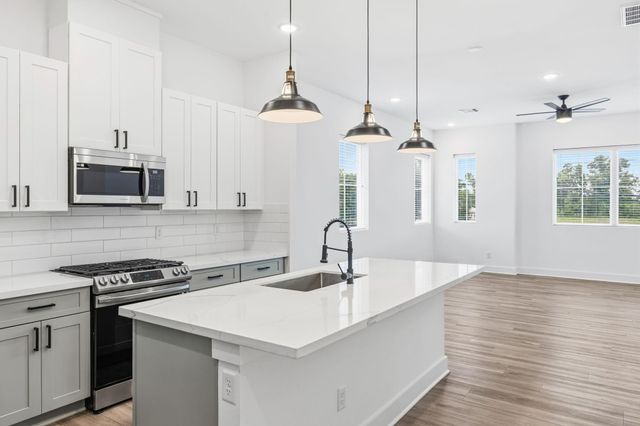 1404 Mansfield Street, Houston, TX 77091