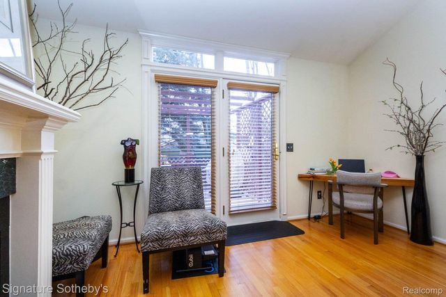 424 Oak Run Court 11, Royal Oak, MI 48073