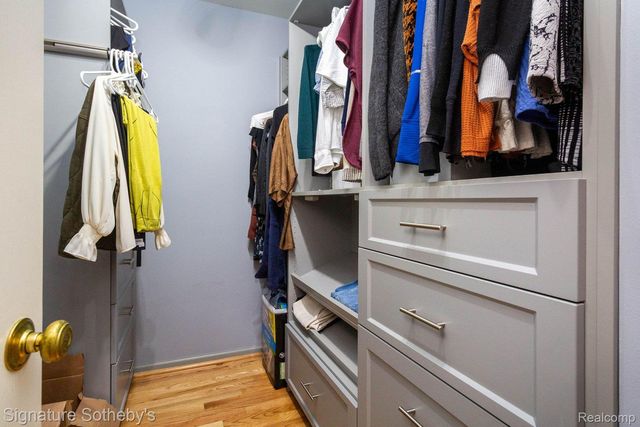 424 Oak Run Court 11, Royal Oak, MI 48073