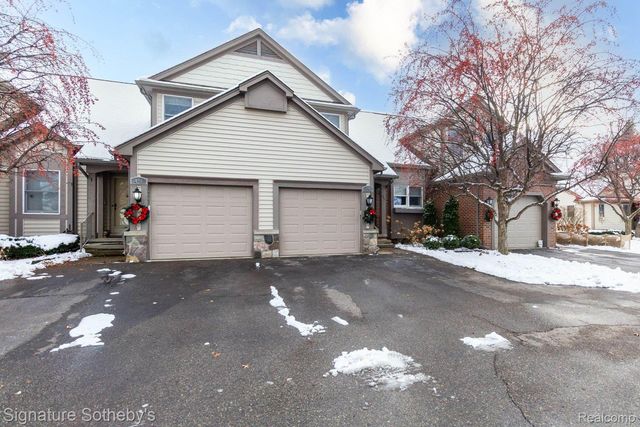 424 Oak Run Court 11, Royal Oak, MI 48073