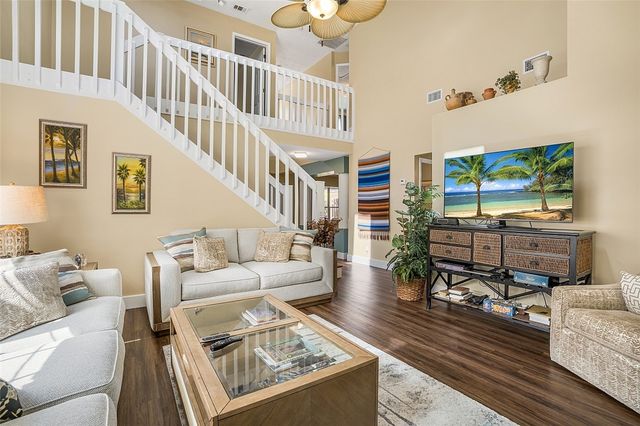 490 10th Place, Vero Beach, FL 32960