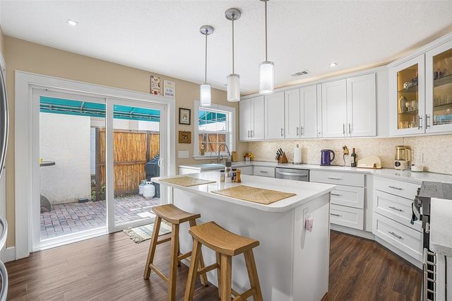490 10th Place, Vero Beach, FL 32960