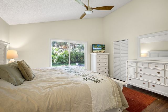 490 10th Place, Vero Beach, FL 32960