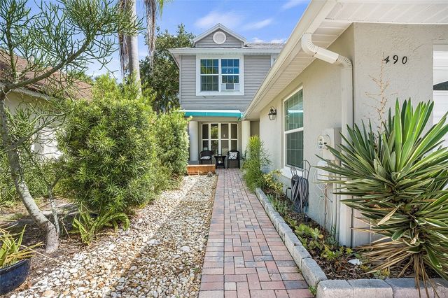 490 10th Place, Vero Beach, FL 32960