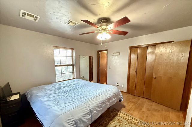 207 Valhalla Drive, Muskogee, OK 74403