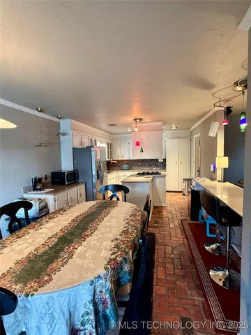 207 Valhalla Drive, Muskogee, OK 74403