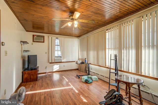 1479 CORNUCOPIA AVE, Vineland, NJ 08361