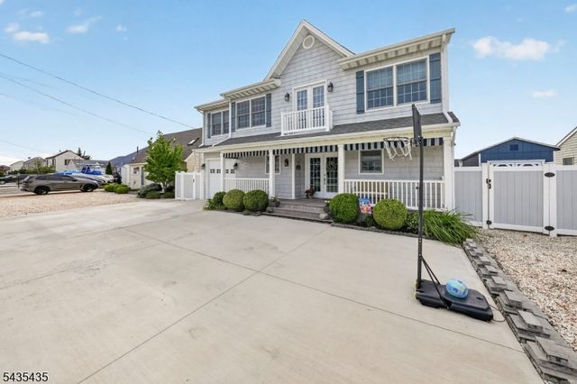 378 Bayview Ave, Berkeley Twp., NJ 08721