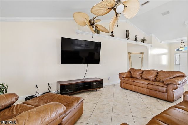1620 NW 12th ST, Cape Coral, FL 33993