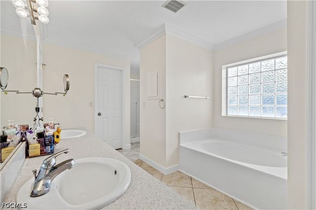 1620 NW 12th ST, Cape Coral, FL 33993