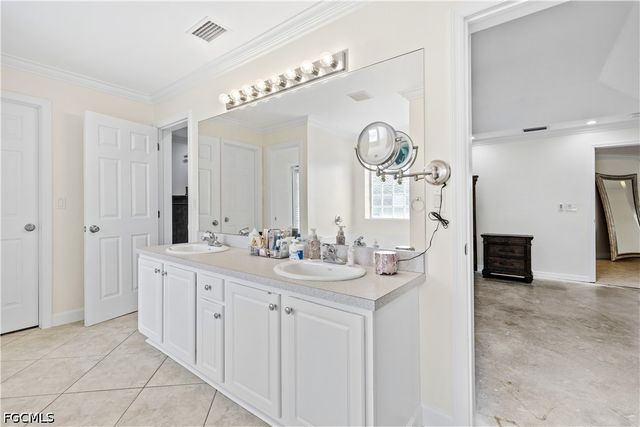 1620 NW 12th ST, Cape Coral, FL 33993
