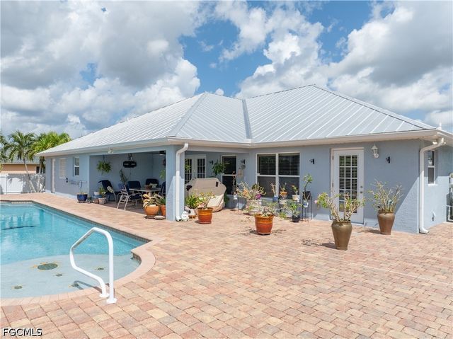 1620 NW 12th ST, Cape Coral, FL 33993