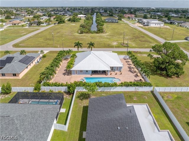 1620 NW 12th ST, Cape Coral, FL 33993
