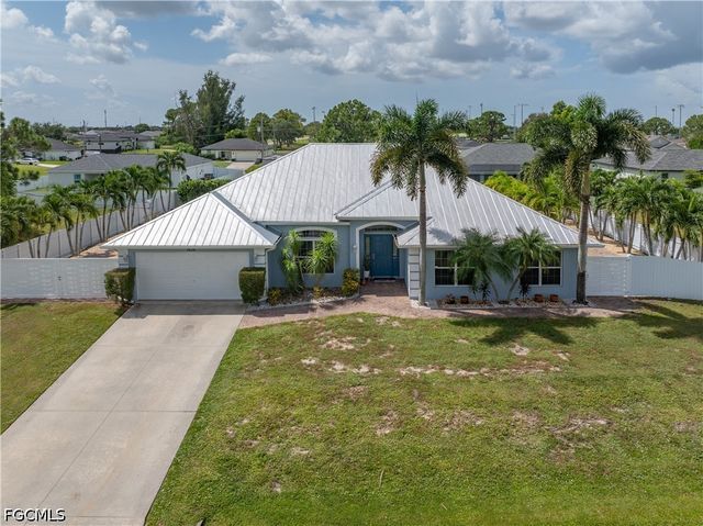 1620 NW 12th ST, Cape Coral, FL 33993