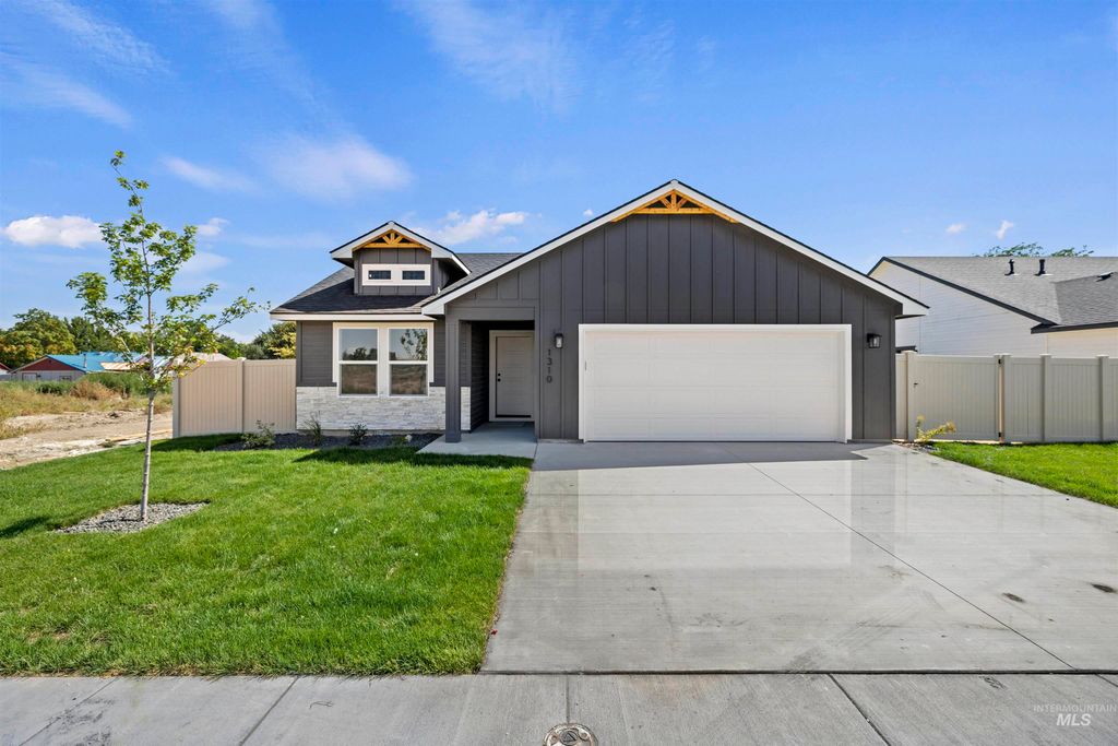 1306 Birch St, Parma, ID 83660